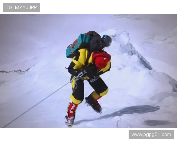 安娜普尔纳峰震撼实况:云端之上的极限挑战直播